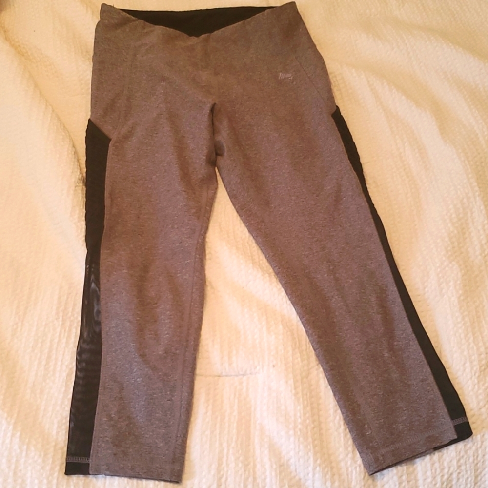 S RBX Gray Capri active leggings
